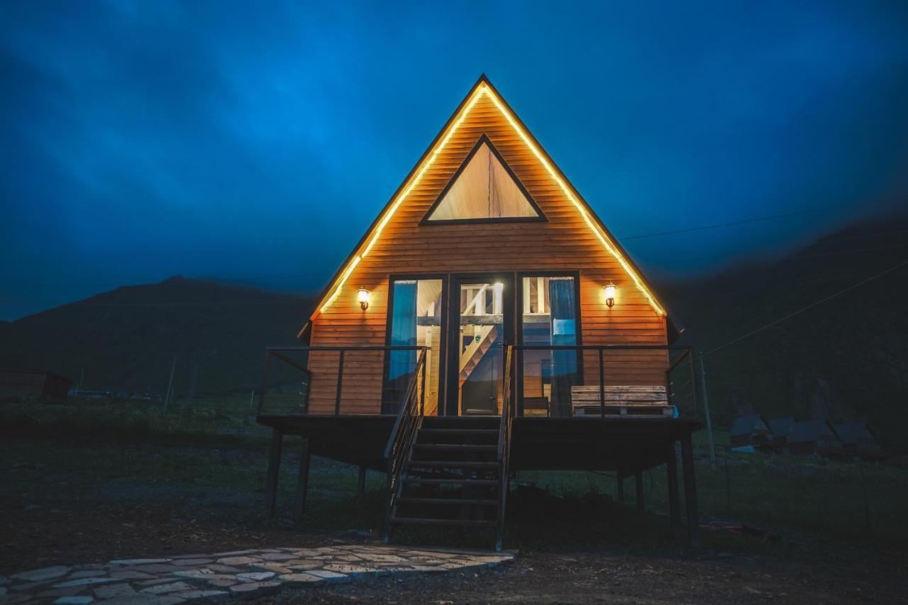 Apartamento Kazbegi Compass Exterior foto