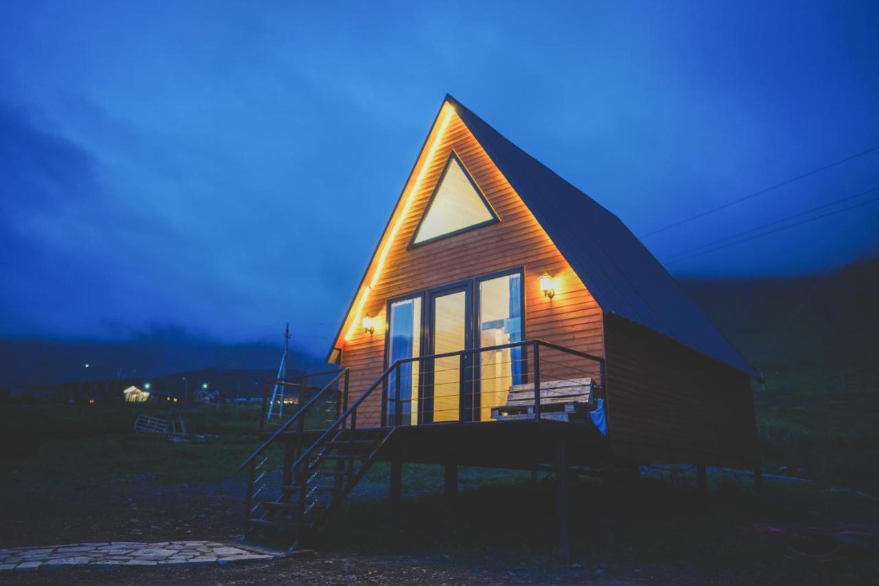 Apartamento Kazbegi Compass Exterior foto