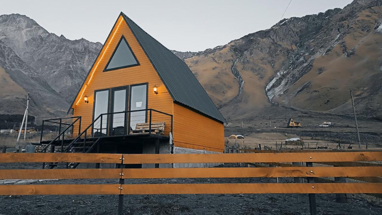 Apartamento Kazbegi Compass Exterior foto